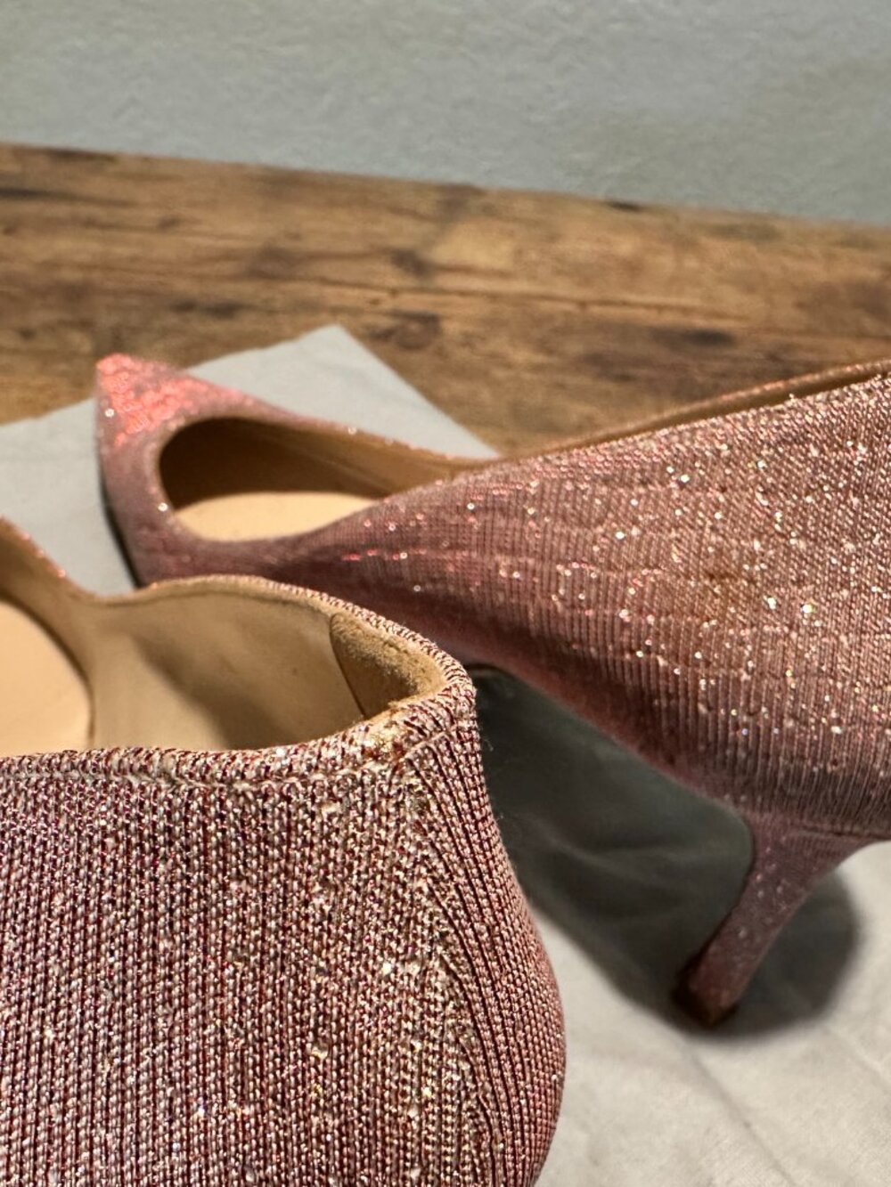 Manolo Blahnik BB Glitter Pointed Toe Pump EU 41 Rose Gold Pink Sparkle Stiletto - Picture 6 of 11